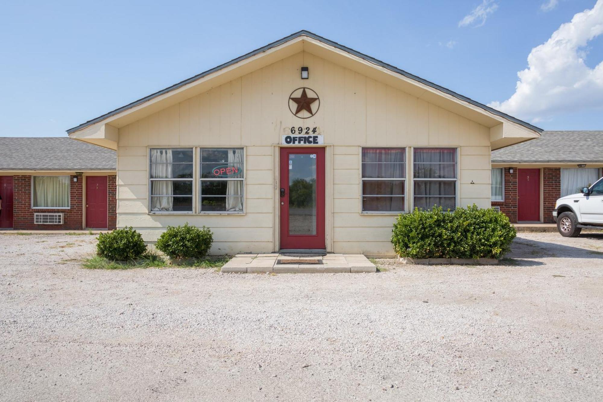 Oyo Hotel Breckenridge Tx Hubbard Creek Lake Екстериор снимка