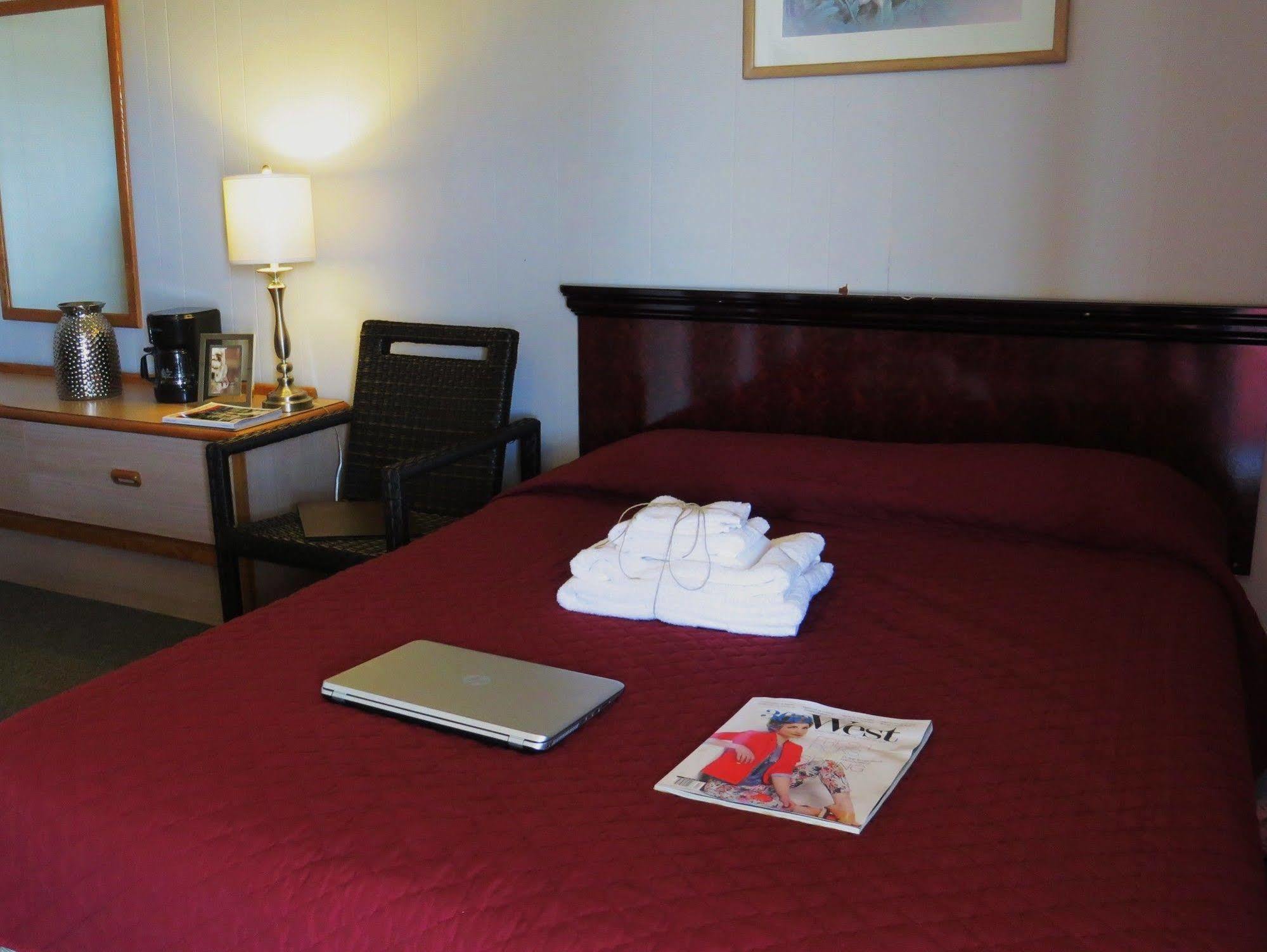 Oyo Hotel Breckenridge Tx Hubbard Creek Lake Екстериор снимка