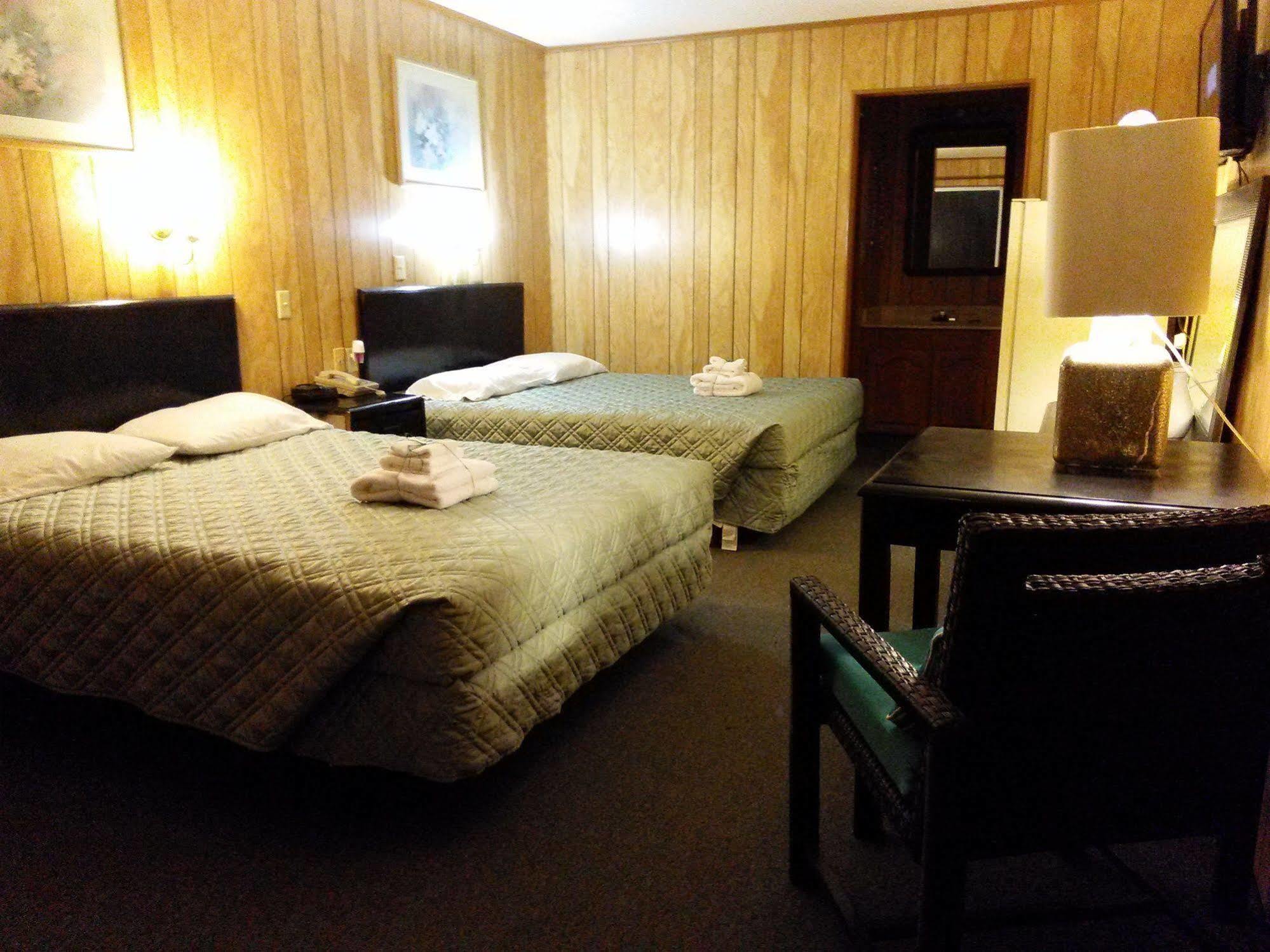 Oyo Hotel Breckenridge Tx Hubbard Creek Lake Екстериор снимка